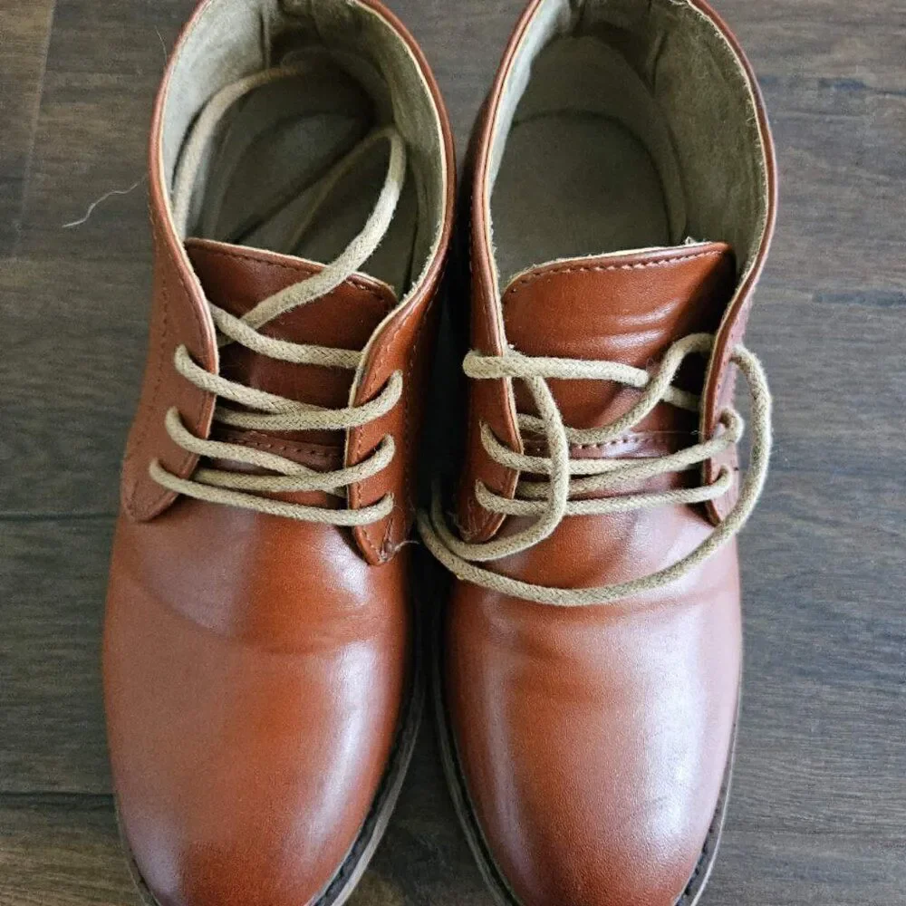 deer stags kids Ballard Dress Comfort Chukka Boot in Luggage M size 1
